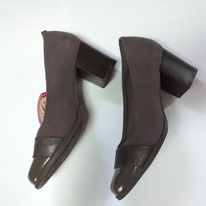 Mia Amore, grey heels.  8.5